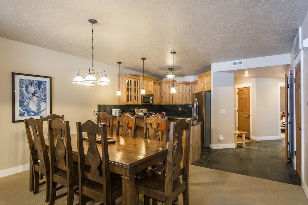 Town Point Condos By Park City Vacations 객실 사진